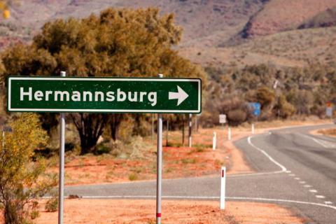 Hermannsburg road sign